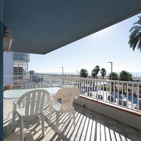 Apartamento En 1Era Linea Mar Con Terraza De 25M2 卡斯特尔德费尔斯 外观 照片