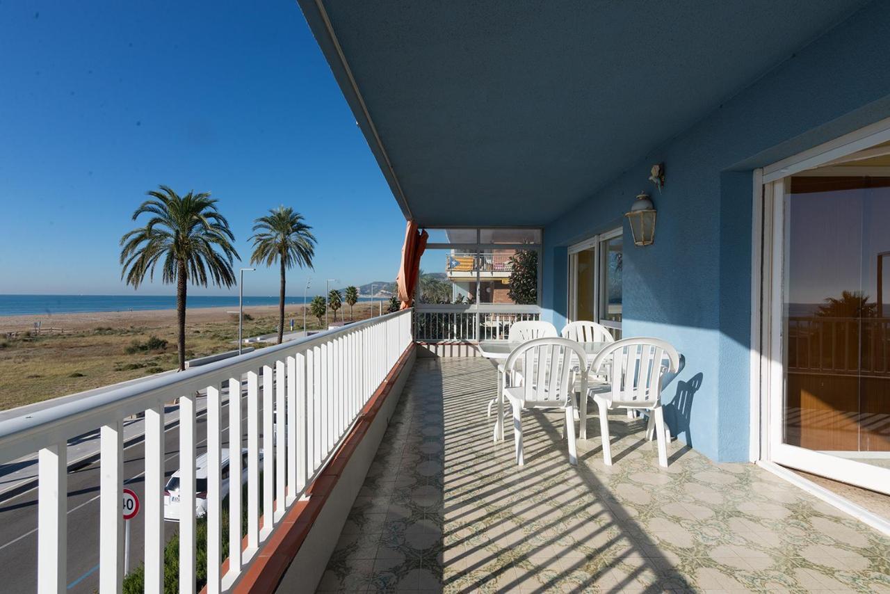 Apartamento En 1Era Linea Mar Con Terraza De 25M2 卡斯特尔德费尔斯 外观 照片